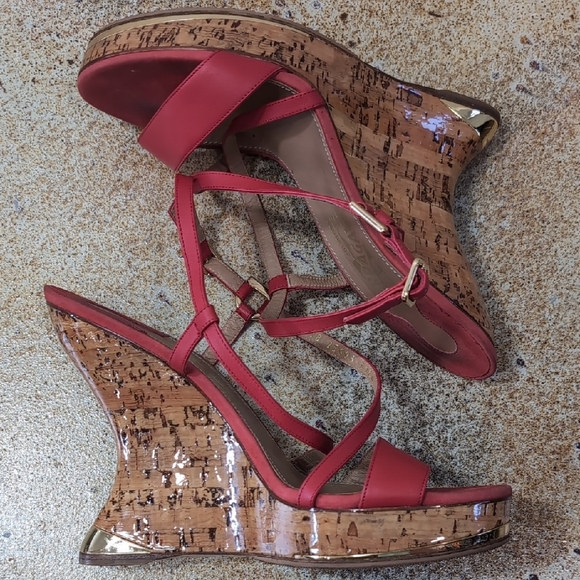 Salvatore Ferragamo | Red Cork Glossy Gold Wedge Sandals Size 8.5 - Picture 1 of 15